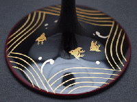 山久漆工　JAPAN Glass(赤ワイングラス/溜漆 波千鳥蒔絵)