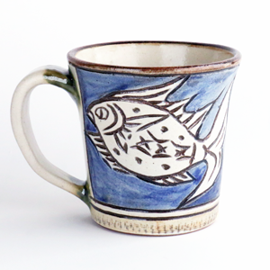 健陶藝　魚紋 マグカップ (青)