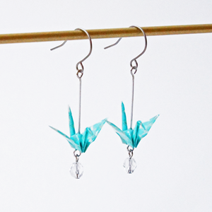 家田紙工　美濃和紙ピアス Origami Jewel Crane (triangles blue)