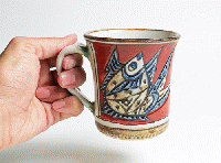 健陶藝　魚紋 マグカップ (赤)